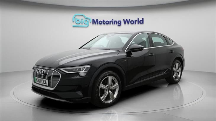 Audi e-tron Audi E-Tron 55 Technik Sportback 5dr Electric Auto quattro 95kWh (11kW Charger) (408 ps) — миниатюра 4