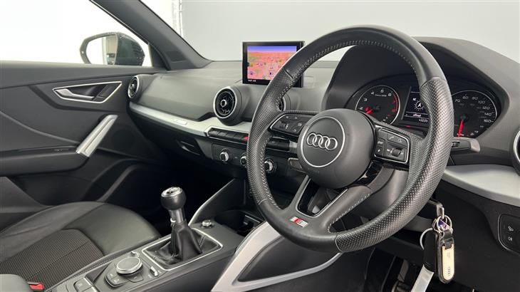 HDR] 2023 Audi Q2 S line - Interior and Exterior Details 