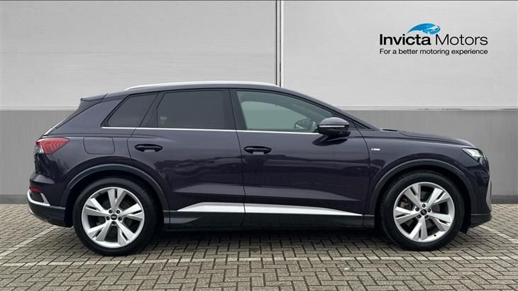 Audi e-tron Audi Q4 e-Tron 150kW 40 82kWh S Line 5dr Auto with Heated Seats Cruise Control Power Tai — миниатюра 2