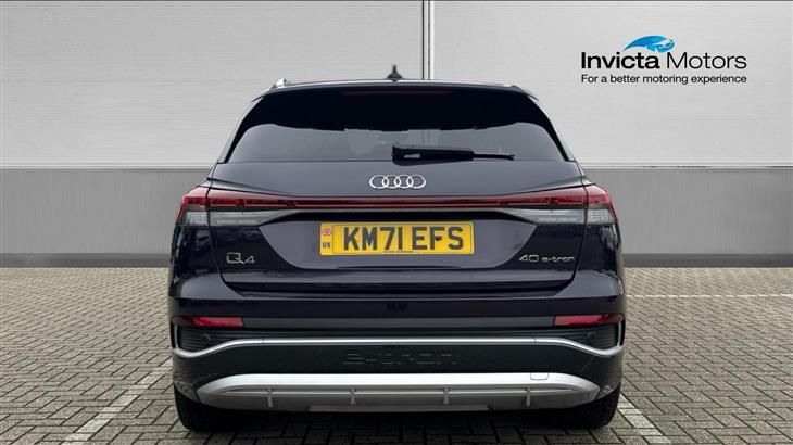 Audi e-tron Audi Q4 e-Tron 150kW 40 82kWh S Line 5dr Auto with Heated Seats Cruise Control Power Tai — миниатюра 4