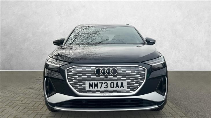 Audi e-tron Audi Q4 e-Tron 150kW 40 82kWh S Line 5dr Auto — миниатюра 2
