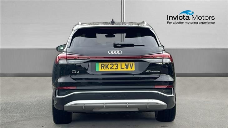 Audi e-tron Audi Q4 e-Tron 150kW 40 82kWh S Line 5dr Auto — миниатюра 4