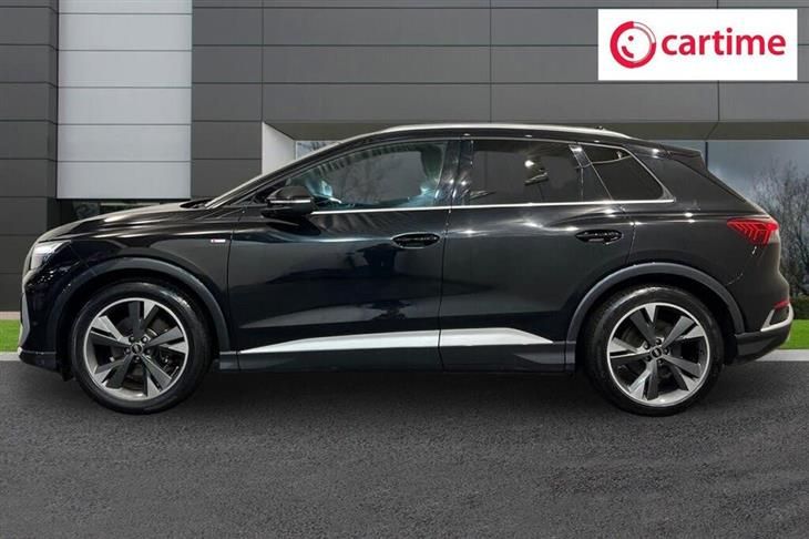 Audi e-tron Audi Q4 E-Tron 35 S line SUV 5dr Electric Auto 55kWh (170 ps) Rear Parking Sensors, Audi Smartphone Interface, Ambient Lighting — миниатюра 3