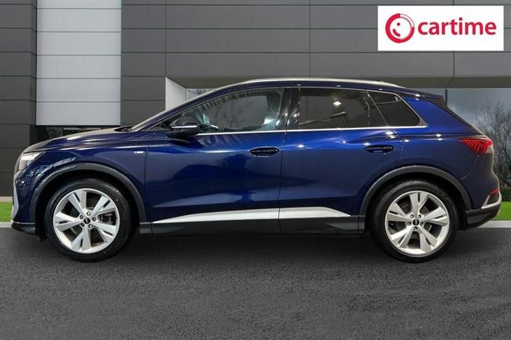 Audi e-tron Audi Q4 E-Tron 35 S line SUV 5dr Electric Auto 55kWh (170 ps) Rear Parking Sensors, Audi Smartphone Interface, Ambient Lighting — миниатюра 3