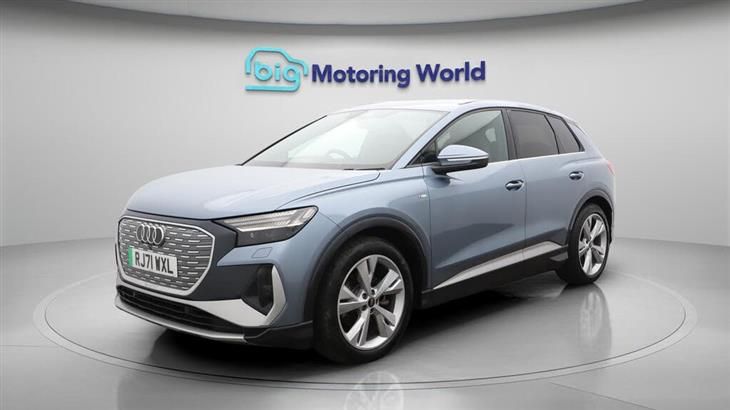 Audi e-tron Audi Q4 E-Tron 35 S line SUV 5dr Electric Auto 55kWh (170 ps) — миниатюра 4