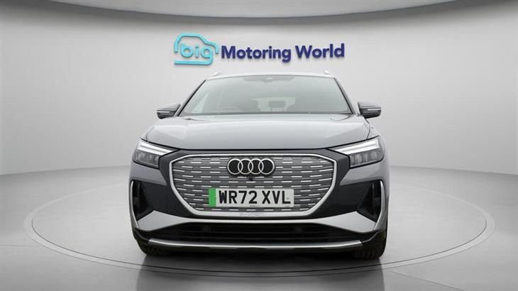 Audi e-tron Audi Q4 E-Tron 35 S line SUV 5dr Electric Auto 55kWh (170 ps) — миниатюра 3