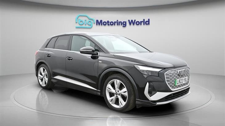 Audi e-tron Audi Q4 E-Tron 35 S line SUV 5dr Electric Auto 55kWh (170 ps) — миниатюра 2