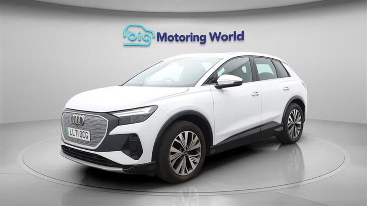 Audi e-tron Audi Q4 E-Tron 35 Sport SUV 5dr Electric Auto 55kWh (170 ps) — миниатюра 4