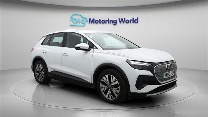 Audi e-tron Audi Q4 E-Tron 35 Sport SUV 5dr Electric Auto 55kWh (170 ps) — миниатюра 2