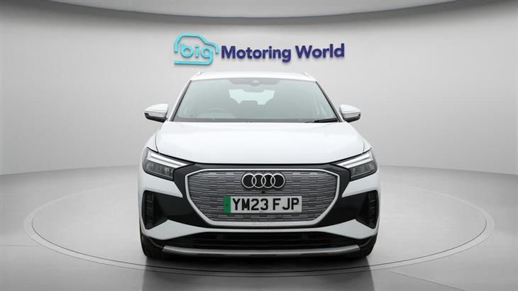 Audi e-tron Audi Q4 E-Tron 35 Sport SUV 5dr Electric Auto 55kWh (170 ps) — миниатюра 3