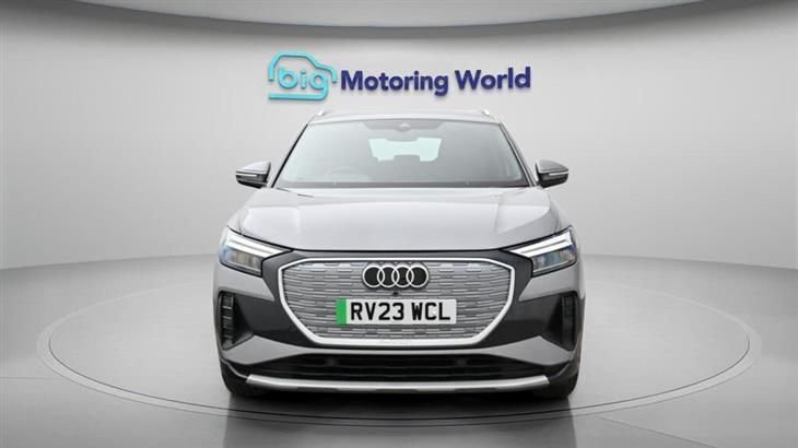 Audi e-tron Audi Q4 E-Tron 35 Sport SUV 5dr Electric Auto 55kWh (170 ps) — миниатюра 3