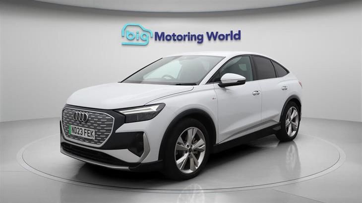 Audi e-tron Audi Q4 E-Tron 40 S line Sportback 5dr Electric Auto 82kWh (204 ps) — миниатюра 4