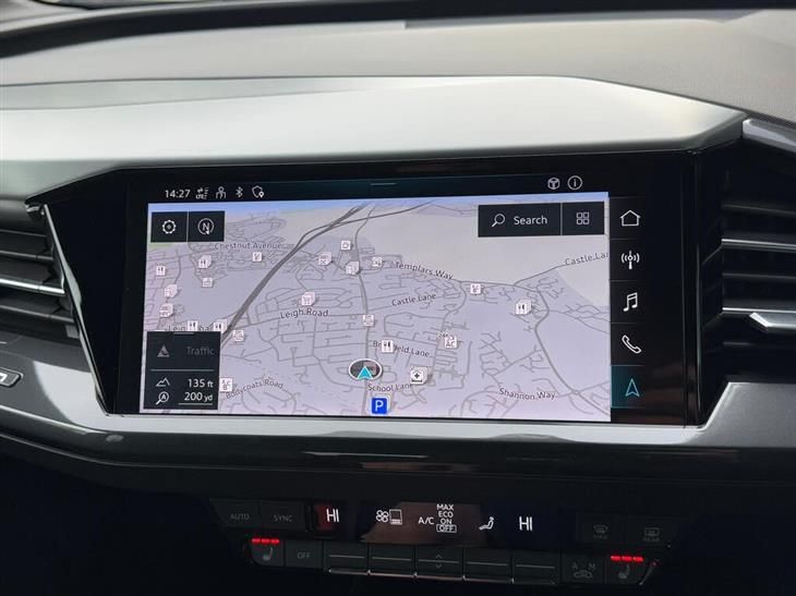 Audi e-tron Audi Q4 E-Tron 40 S line SUV 5dr Electric Auto 82kWh (204 ps) — миниатюра 4