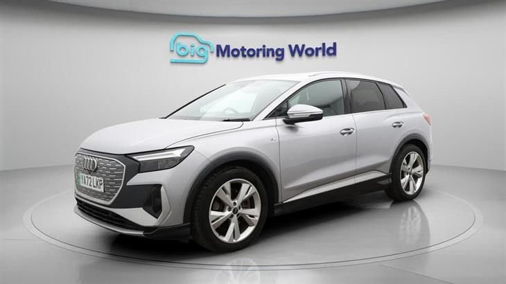 Audi e-tron Audi Q4 E-Tron 40 S line SUV 5dr Electric Auto 82kWh (204 ps) — миниатюра 4