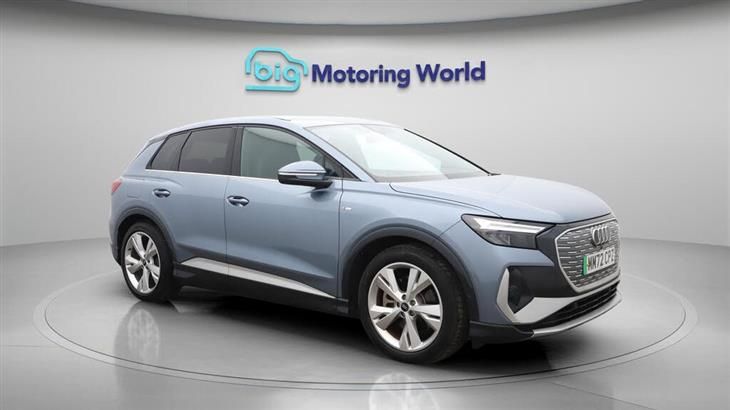 Audi e-tron Audi Q4 E-Tron 40 S line SUV 5dr Electric Auto 82kWh (204 ps) — миниатюра 2