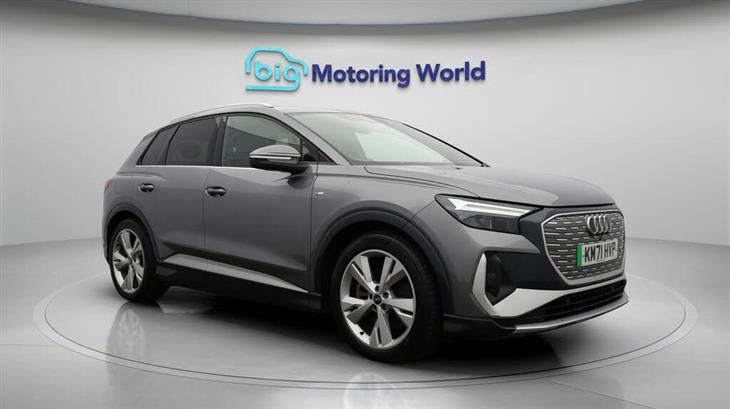 Audi e-tron Audi Q4 E-Tron 40 S line SUV 5dr Electric Auto 82kWh (204 ps) — миниатюра 2