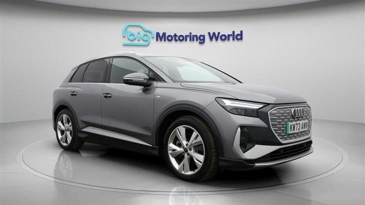 Audi e-tron Audi Q4 E-Tron 40 S line SUV 5dr Electric Auto 82kWh (204 ps) — миниатюра 2