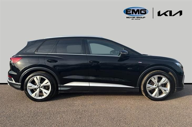 Audi e-tron Audi Q4 E-Tron 40 S Line Suv 5dr Electric Auto 82kwh (204 Ps) — миниатюра 4