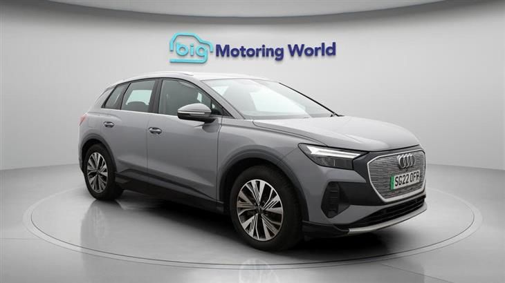 Audi e-tron Audi Q4 E-Tron 40 Sport SUV 5dr Electric Auto 82kWh (204 ps) — миниатюра 2