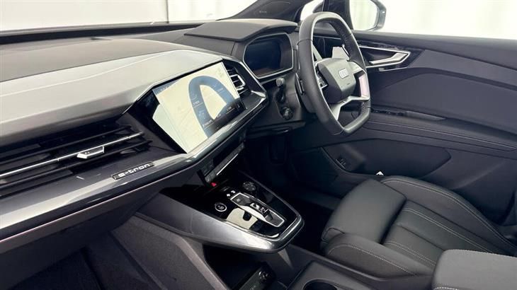 Audi e-tron Audi Q4 E-Tron 45 Black Edition Auto quattro 5-door 82kWh — миниатюра 2