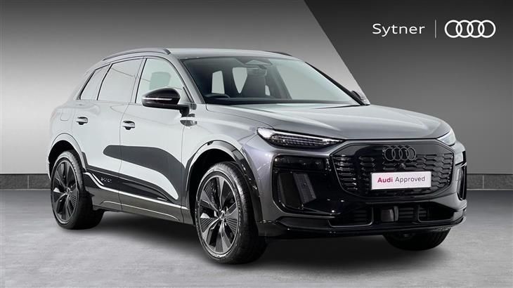 AUDI Q6 185kW 83kWh Black Edition 5dr Auto