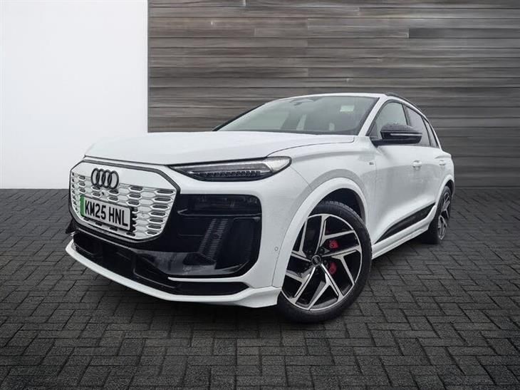 Audi e-tron Audi Q6 E-Tron 100kWh Performance Edition 1 SUV 5dr Electric Auto (306 ps) — миниатюра 3
