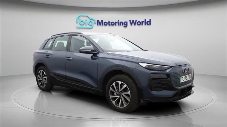 Audi e-tron Audi Q6 E-Tron 100kWh Performance Sport SUV 5dr Electric Auto (306 ps) — миниатюра 2