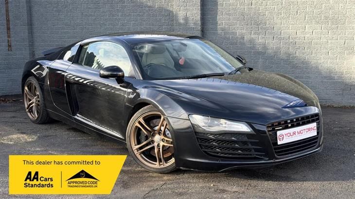Audi R8