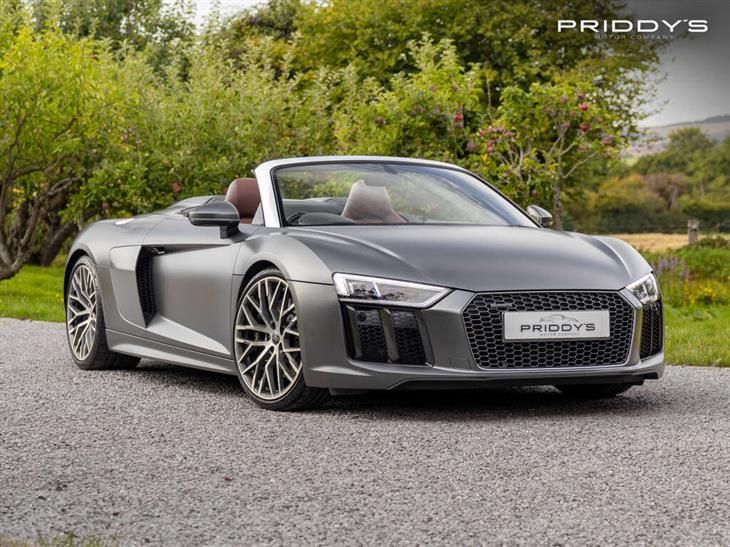 Audi R8 5.2 R8 Spyder Quattro V10 Semi-Auto 4WD 2dr