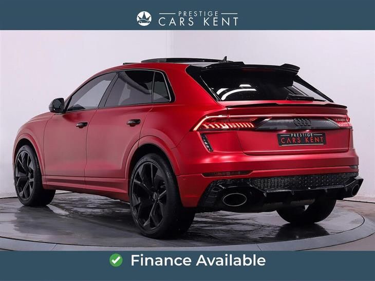 Audi RS Q8 photo 3