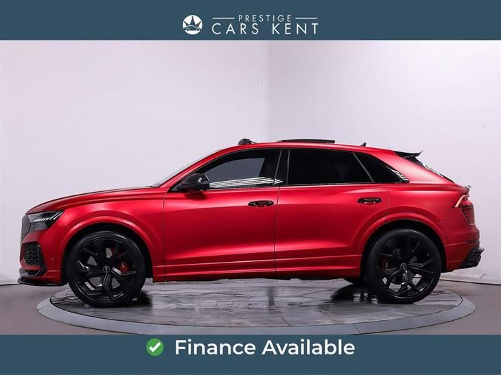 Audi RS Q8 photo 4