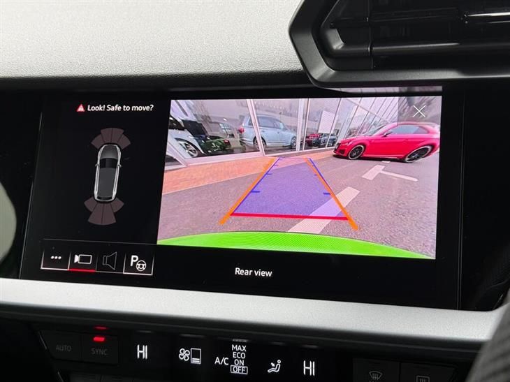 Audi RS3 Audi RS3 2.5 TFSI Carbon Black Sportback 5dr Petrol S Tronic quattro Euro 6 (s/s) (400 ps) — миниатюра 3