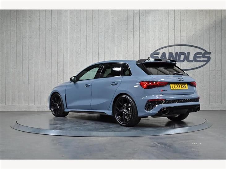 Audi RS3 Audi RS3 2.5 TFSI Carbon Black Sportback S Tronic quattro Euro 6 (s/s) 5dr — миниатюра 4