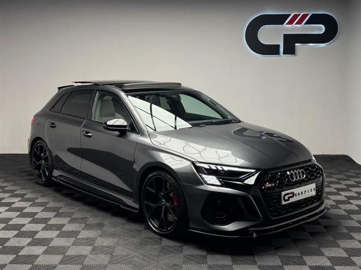 Audi RS3 Audi RS3 2.5 TFSI Launch Edition Sportback 5dr Petrol S Tronic quattro Euro 6 (s/s) (400 ps) — миниатюра 1