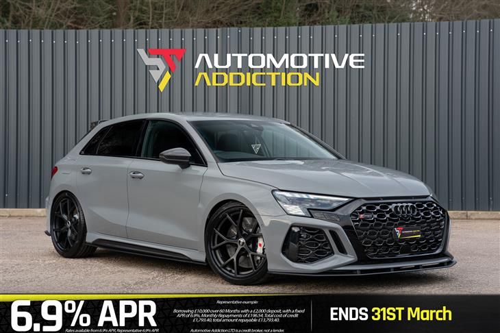 Audi RS3 2022 Audi RS3 8Y (Carbon Black) Sportback 2.5 TFSI S-Tronic Quattro | Audi Exclusive: Nardo Grey | RS Dynamic Pack | 6.9% APR — миниатюра 1