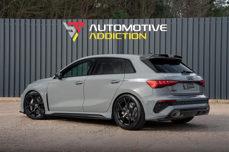Audi RS3 2022 Audi RS3 8Y (Carbon Black) Sportback 2.5 TFSI S-Tronic Quattro | Audi Exclusive: Nardo Grey | RS Dynamic Pack | 6.9% APR — миниатюра 4