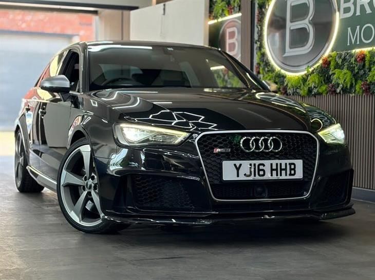Audi RS3