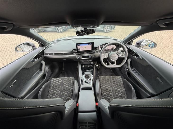 Audi RS4 Audi RS4 Avant 2.9 TFSI V6 edition 25 years Estate 5dr Petrol Tiptronic quattro Euro 6 (s/s) (470 ps) — миниатюра 3