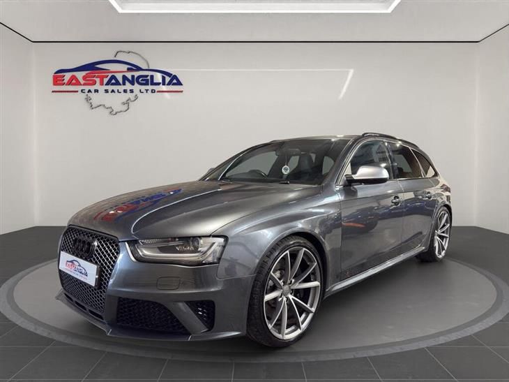Audi RS4 4.2 FSI V8 S Tronic quattro Euro 5 5dr