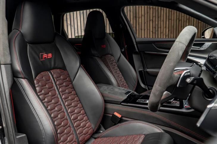 Audi RS6 Audi RS6 Avant 4.0 TFSI V8 Performance Carbon Vorsprung Tiptronic quattro Euro 6 (s/s) 5dr — миниатюра 2