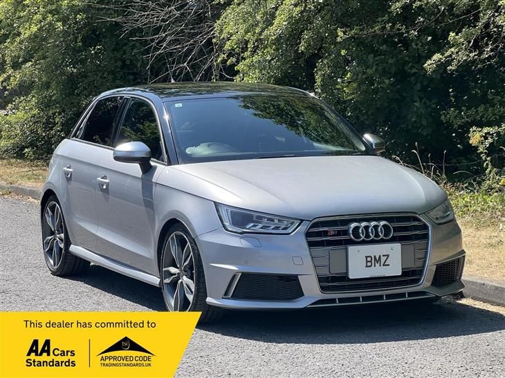 Audi S1