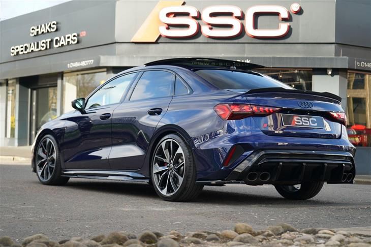 Audi S3 Audi S3 2.0 TFSI Black Edition S Tronic quattro Euro 6 (s/s) 4dr — миниатюра 2