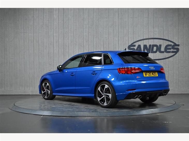 Audi S3 Audi S3 2.0 TFSI Black Edition Sportback S Tronic quattro Euro 6 (s/s) 5dr — миниатюра 3