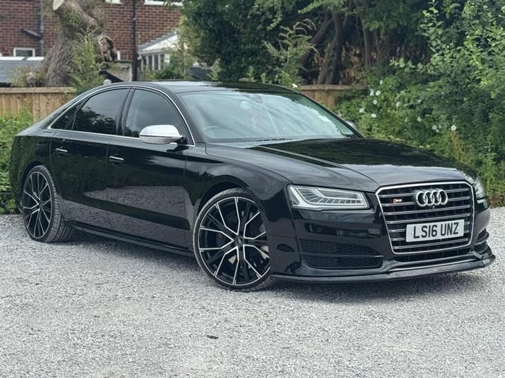 Audi S8