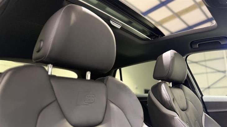 Audi SQ2 Audi SQ2 2.0 TFSI Vorsprung SUV 5dr Petrol S Tronic quattro Euro 6 (s/s) (300 ps) — миниатюра 3