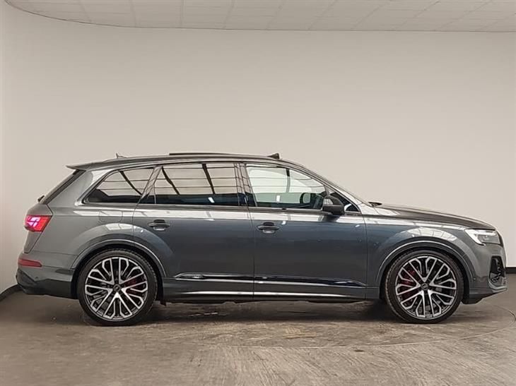 Audi SQ7 Audi SQ7 SQ7 TFSI Quattro Black Ed 5dr Tiptronic — миниатюра 3