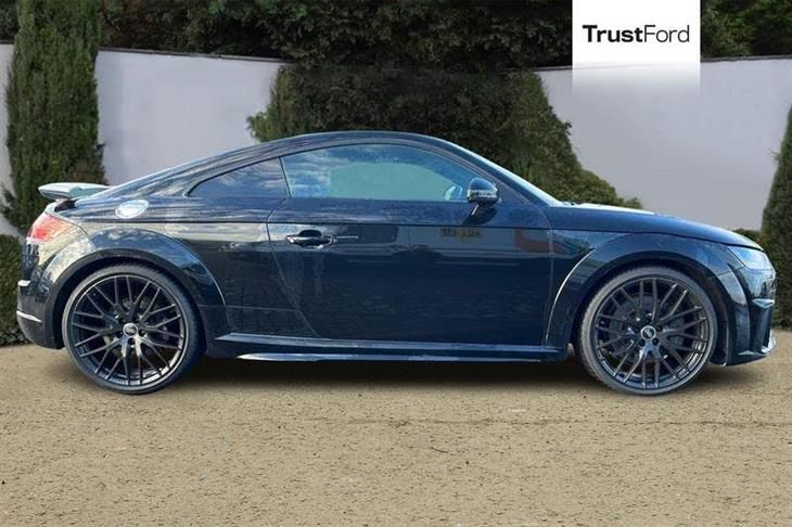 Audi TT S Audi TTS 2.0 TFSI Black Edition Coupe 3dr Petrol S Tronic quattro Euro 6 (s/s) (306 ps) — миниатюра 3