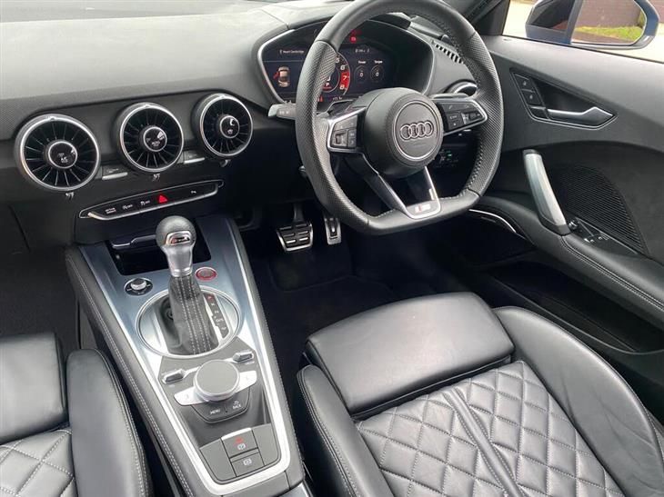 Audi TT S Audi TTS 2.0 TFSI Black Edition S Tronic quattro Euro 6 (s/s) 3dr — миниатюра 2