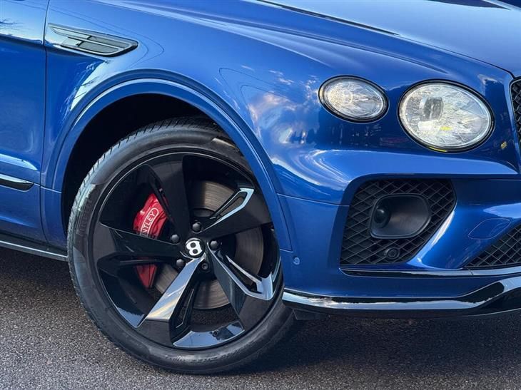 Bentley Bentayga Bentley Bentayga 4.0 V8 SUV 5dr Petrol Auto 4WD Euro 6 (s/s) (550 ps) — миниатюра 4