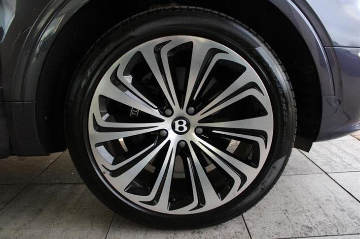 Bentley Azure Bentley Bentayga EWB Azure — миниатюра 4